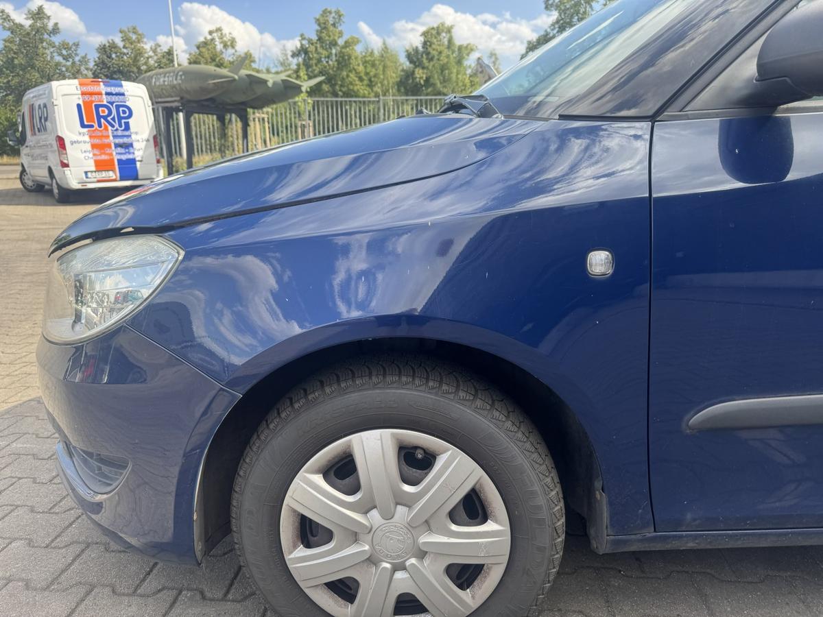 Skoda Fabia 2 5J original Kotfl&uuml;gel vorn links 4711 Pacific Blue Bj.2010